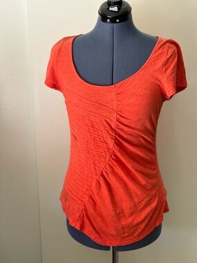 Deletta Coral Ribbed Knit Top